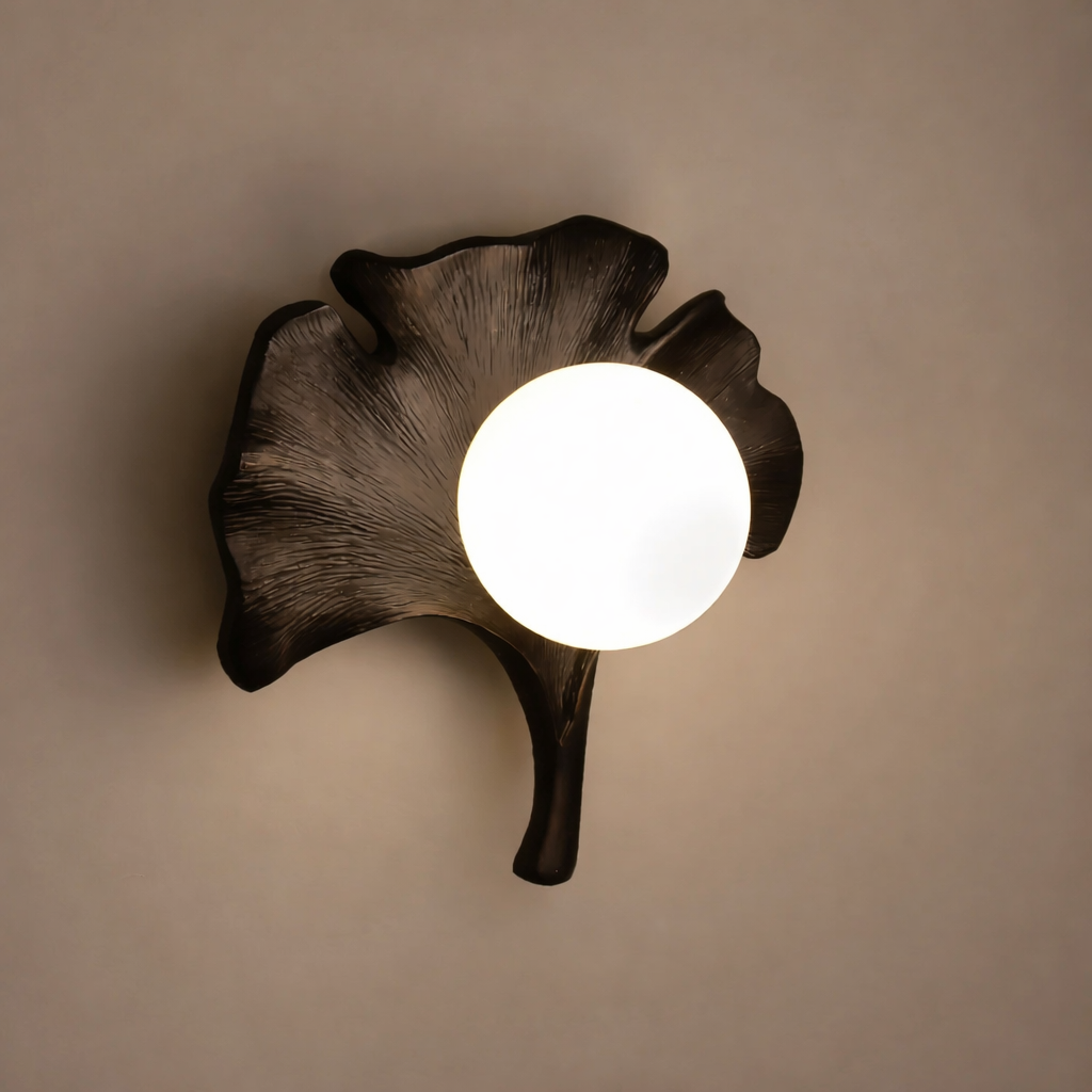 Luna Leaf Wall Lamp