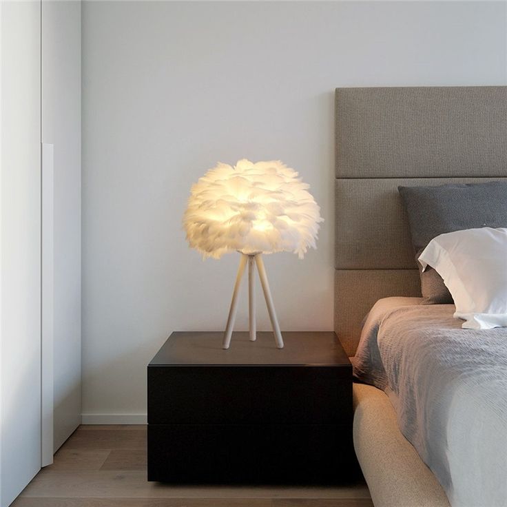 Luxury Feather Lamp
