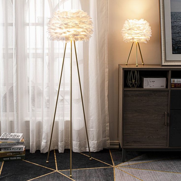 Luxury Feather Lamp