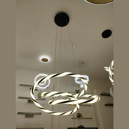 Snake Hanging