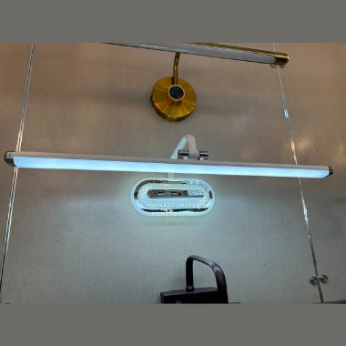 White picture light