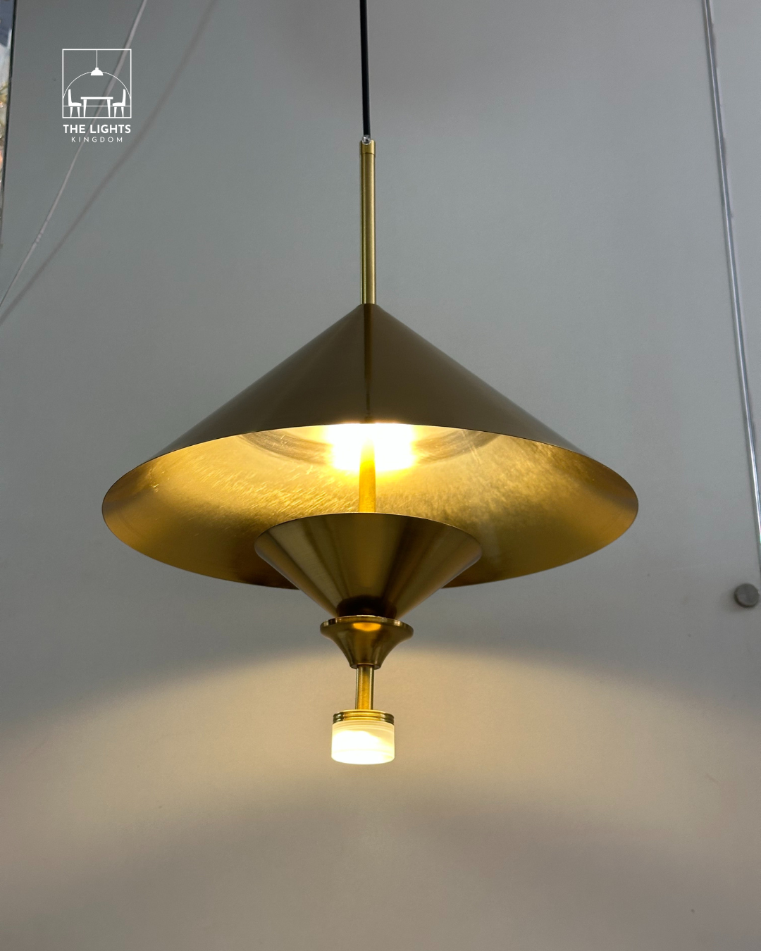 AURA DROP Pendant Light