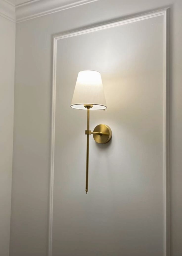 Hut Glass Wall Light